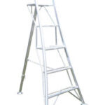 Hendon 3.0m Aluminium 1 Leg Adjustable Tripod Ladder with Platform