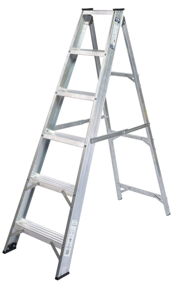 Lyte Magnastep Aluminium Swingback Step