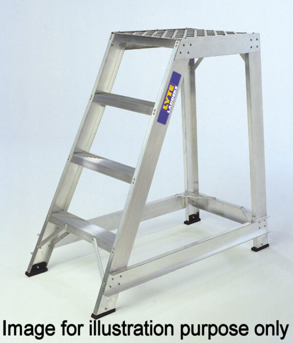 Lyte 7 Tread Fixed Industrial Steps